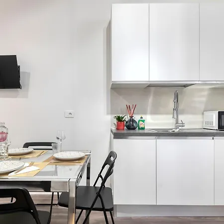 Carbonara Palace 3 - Luxury Comfort Under Medieval Towers-3