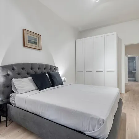 Carbonara Palace 2 - Luxury Comfort Under Medieval Towers-2