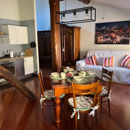 Suite SM51 Strada Maggiore 51-3