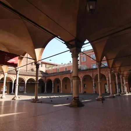 The Window On The Courtyard, Entire Apartment - La Finestra Sul Cortile, Intero Appartamento-3
