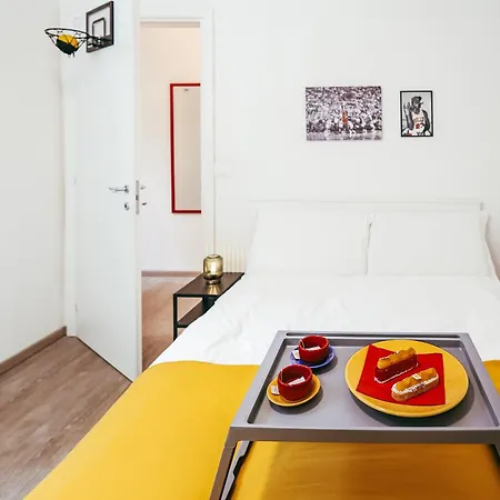 The Superstars Home - Bologna Old Town-3