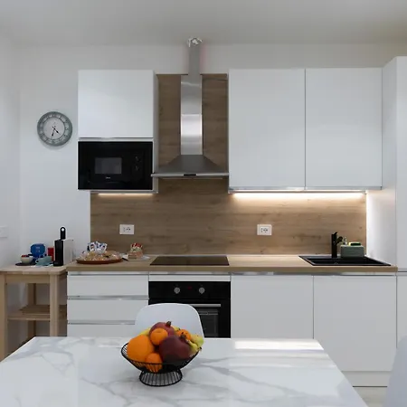 Casanuova Elegant Apartment & Breakfast-3