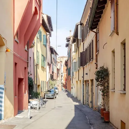 Santo Stefano Square-3