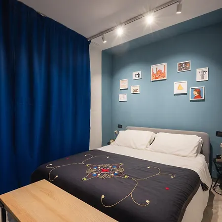 Guesthost - Modern Apartment Near The Central Station!-3