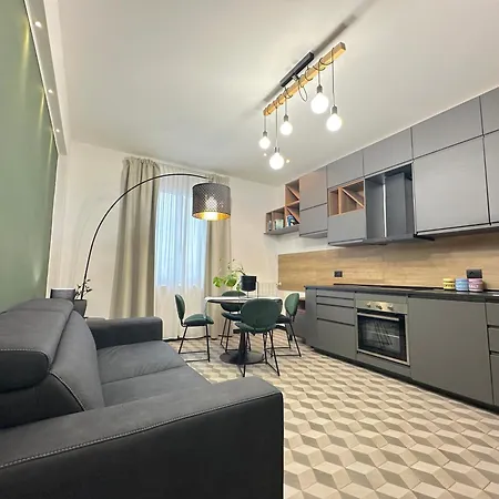 De' Carracci Prestige Apartment-3