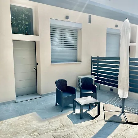Friendlyhouse Creti-3