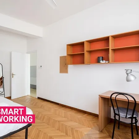 Quiet And Cozy Urban Apartment By Wonderful Italy-3