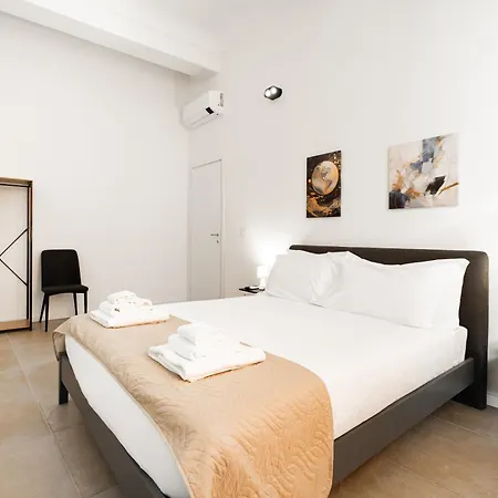 Amarone Elegant Stay In The Heart Of Bologna-3