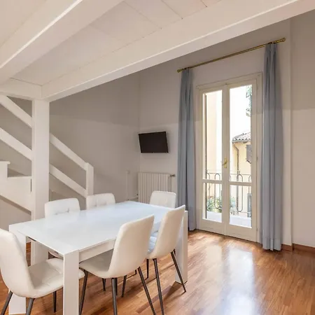 Ubaldini House, Bologna By Short Holidays-3