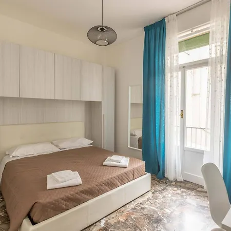 La Finestra sul Centro, Bologna By Short Holidays-3