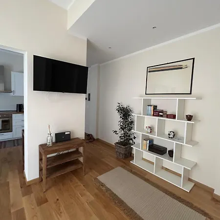 Elegant Apartment In The Heart Of Bologna-3