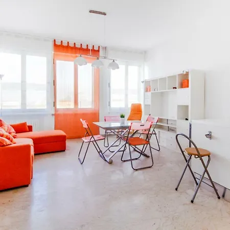 Orange Apartment Bologna-3