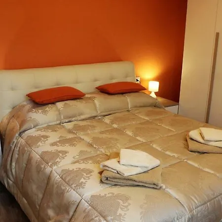 Light & Colours Apartment-2