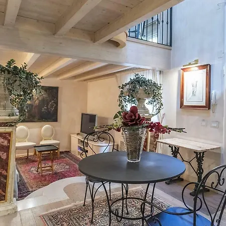 Sabrina'S Home By Short Holidays-3