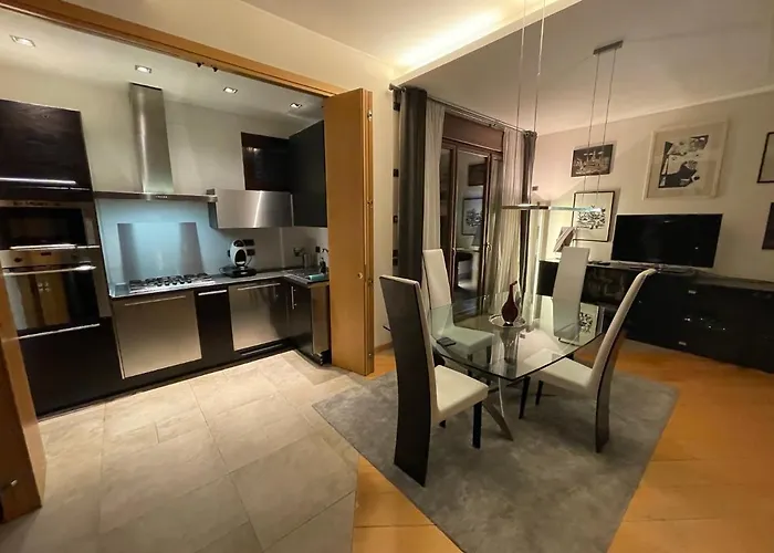 Appartamento Attico con vista spettacolare e Jacuzzi Bologna
