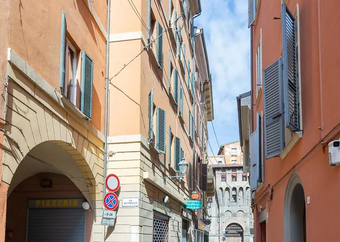 Bologna By Short Holidays 1
