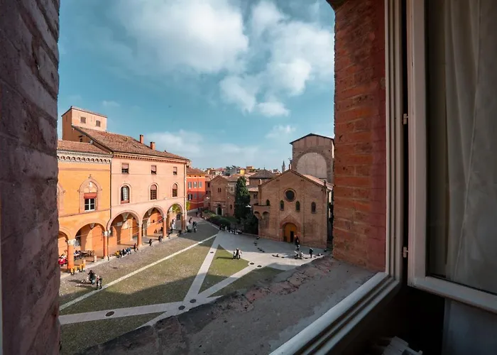Appartamento Piazza Santo Stefano con vista Bologna