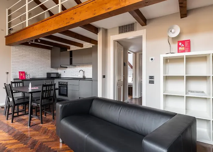 Wooden Design Apartment By Wonderful Italy Bologna