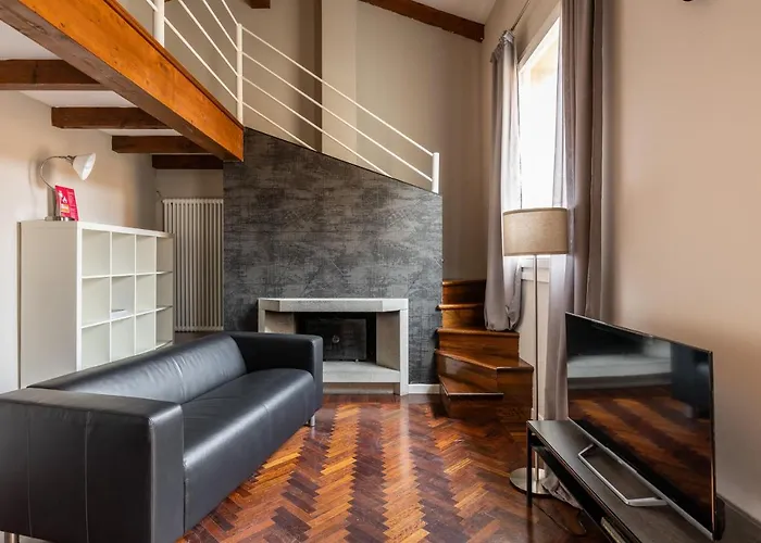 Wooden Design Apartment By Wonderful Italy Bologna