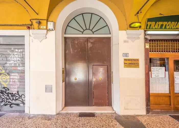 Old Town Via Marsala Apartment Bologna