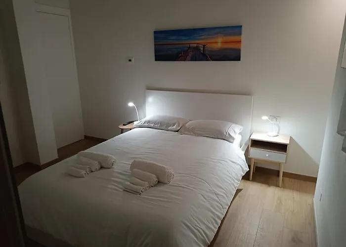 Appartamento La CASA di LUCA-Fiera e Stazione-Private Parking Bologna