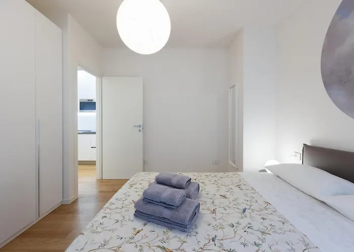 Just Urban Stays - Design Apartment In The Heart Of Bologna