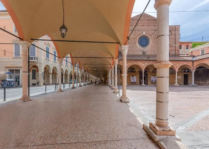 Piazza Aldrovandi Quiet Lovely Apartment Bologna