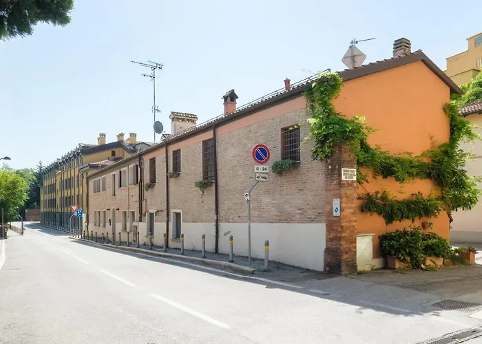 San Mamolo Apartment by Studio Vita Bologna