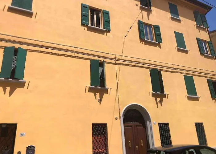 Romantic Attic Room With Panoramic View Bologna