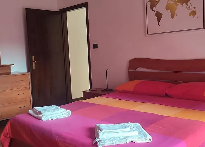 CASA SOPHIA Intero appartamento vicino al centro Bologna