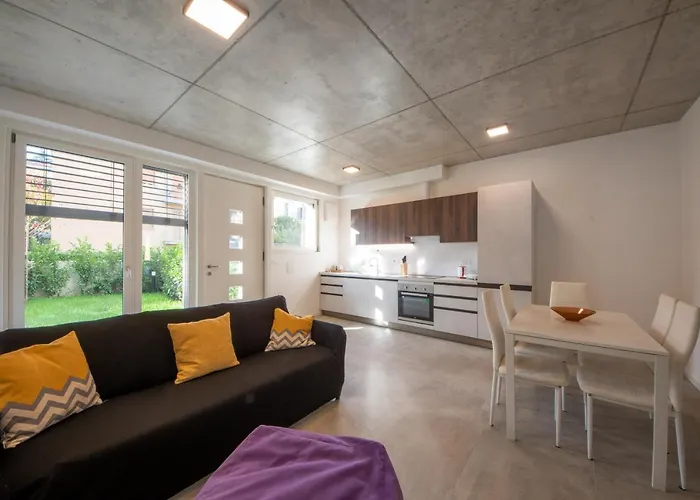 Housmart Toscana 53 White Bologna