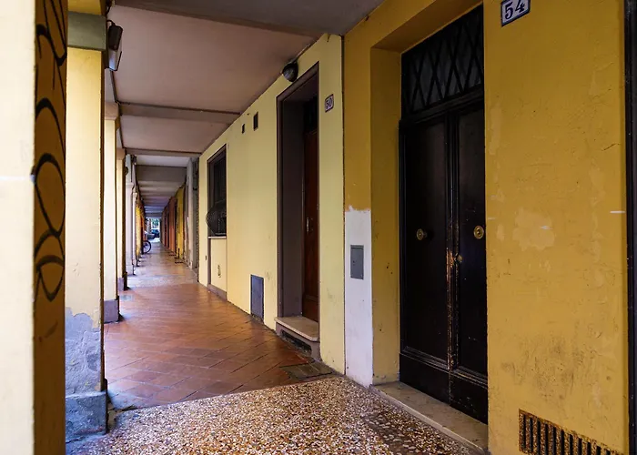 Saint Charles Apartment Bologna