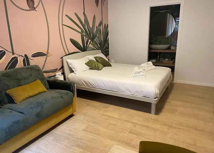 Calari Rooms - Monolocale Bologna