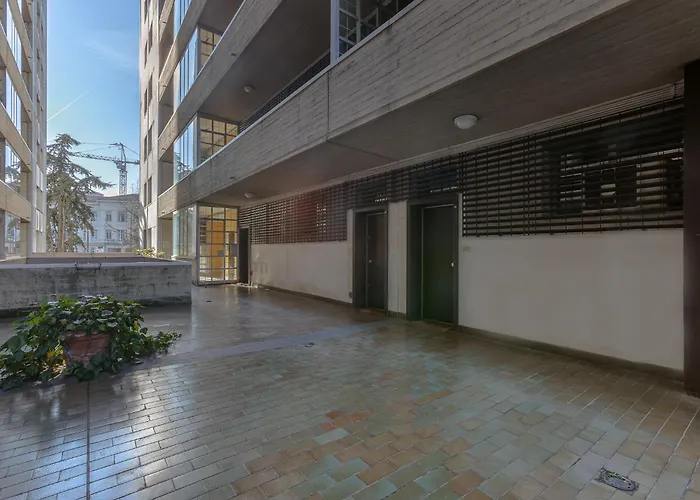 Bright Studio Apartment - Your nest in Bologna