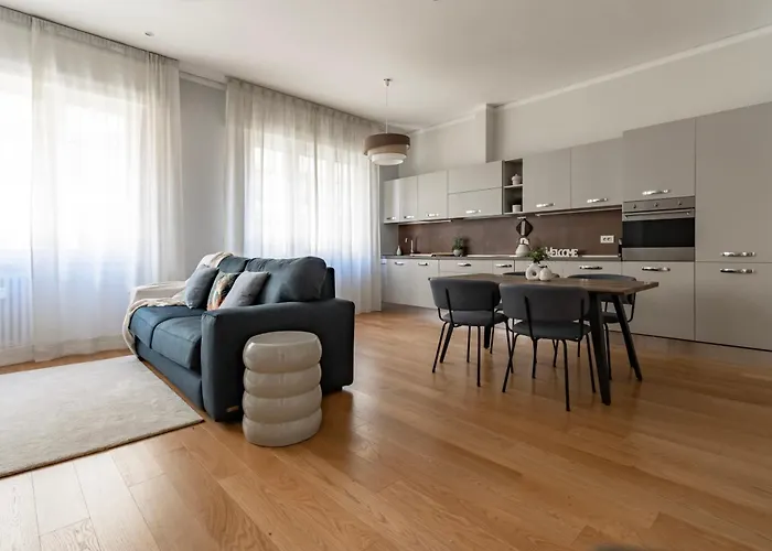 Appartamento HouSmart Massarenti 61 Bologna