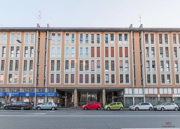 Front Station Apartment By Different Bologna