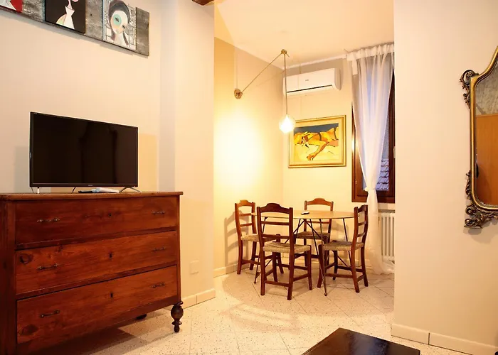 Saint Charles Apartment Bologna