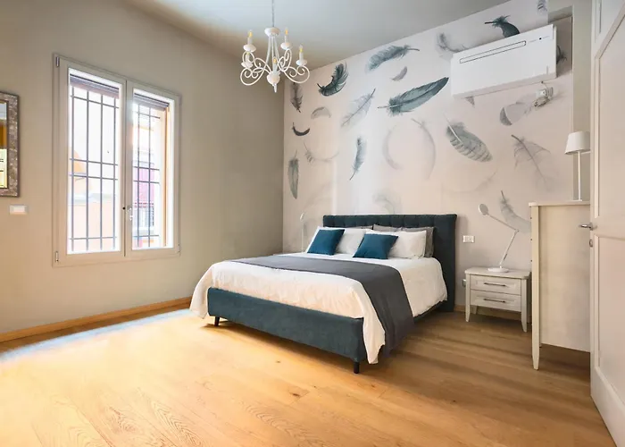 Central And Comfy Apartment Free Netflix And Disney Plus Bologna
