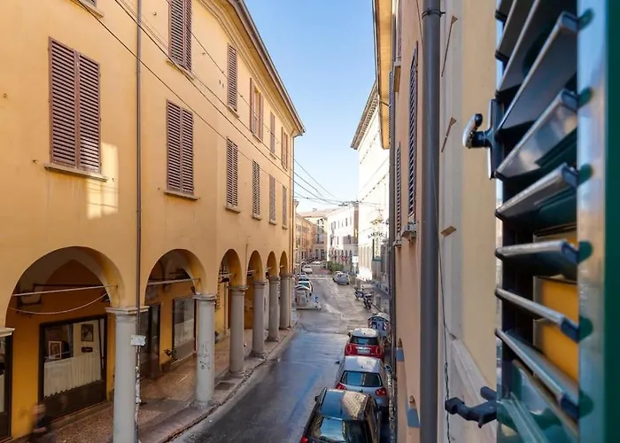 Fine Arts Apartment - Tv 40' Hd Netflix Prime Dazn Bologna