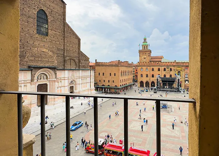 ImmoBo Domus - Piazza Maggiore View Bologna