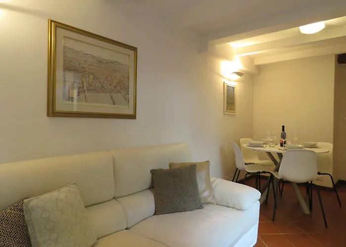 Cesare Battisti Apartment Bologna
