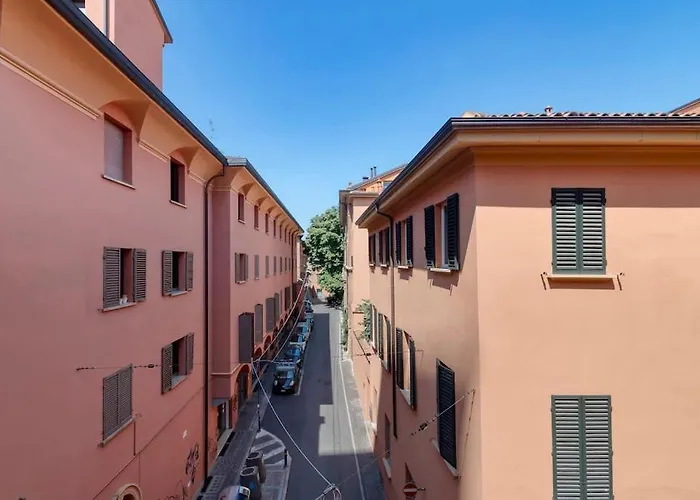 Carbonara Palace 5 - Luxury Comfort Under Medieval Towers Bologna