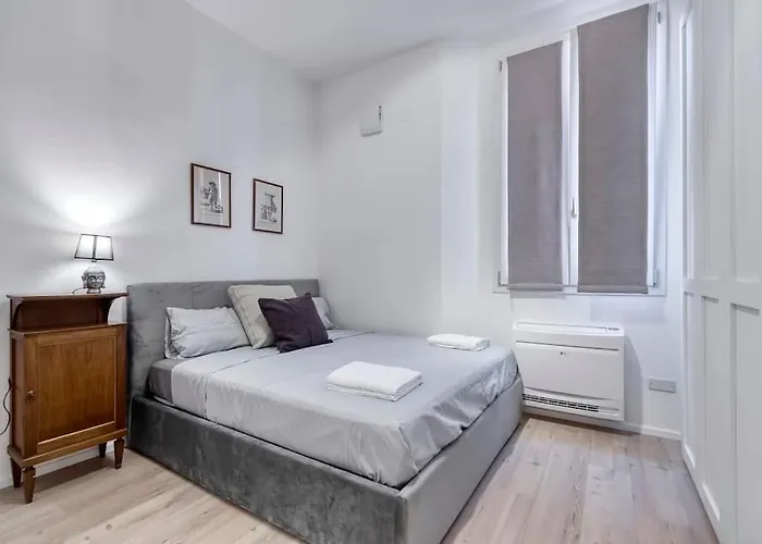 Carbonara Palace 5 - Luxury Comfort Under Medieval Towers Bologna