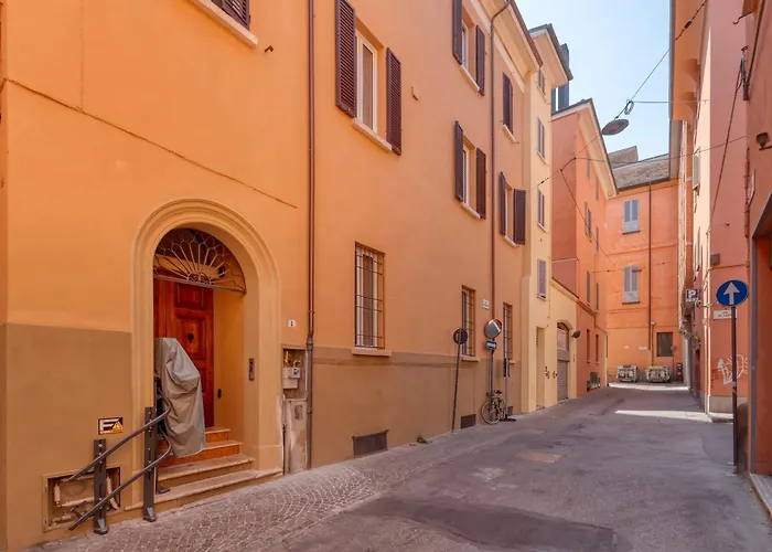 Carbonara Palace 2 - Luxury Comfort Under Medieval Towers Bologna