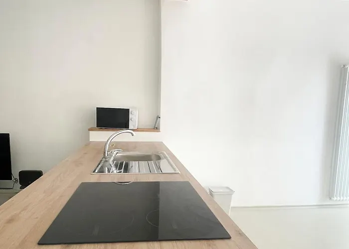 Appartamento Casa Mondrian - Ambrogio Host Bologna