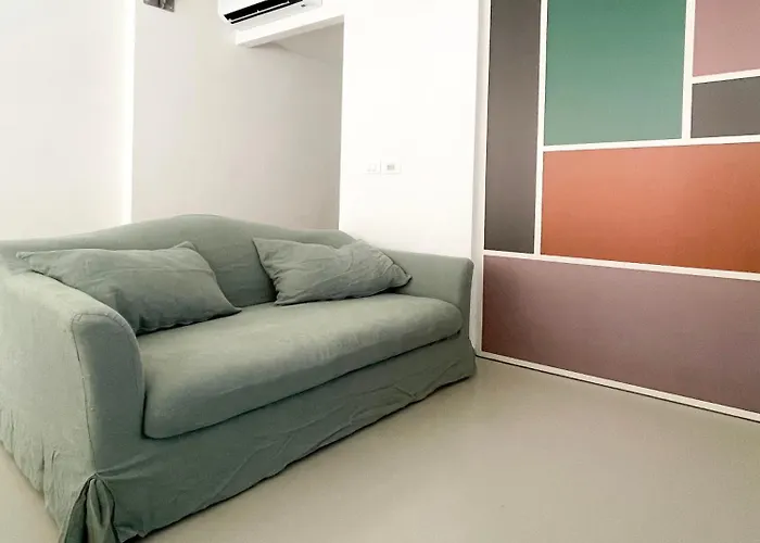 Appartamento Casa Mondrian - Ambrogio Host Bologna