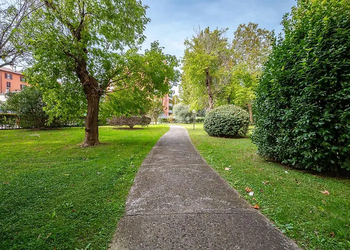 Le Cinque Rose Airport Apartment Bologna