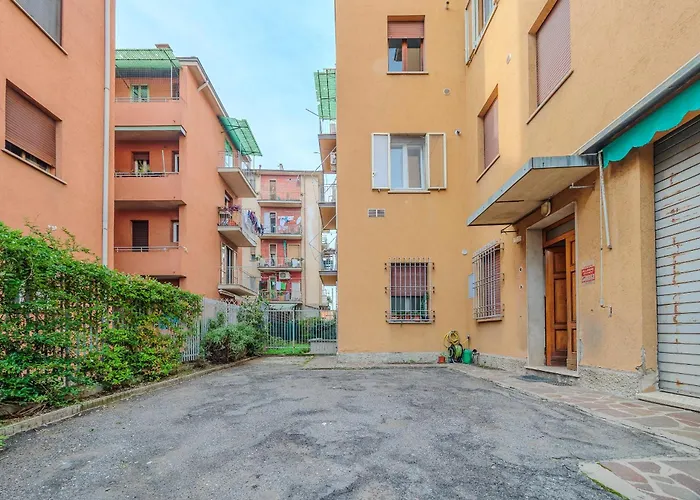 DiffeRent Home - Parcheggio privato Bologna