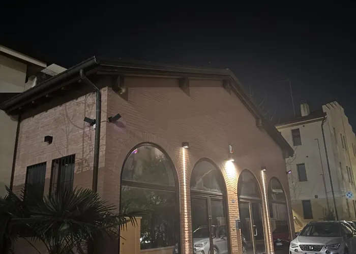 Appartamento con parcheggio comodo Bologna