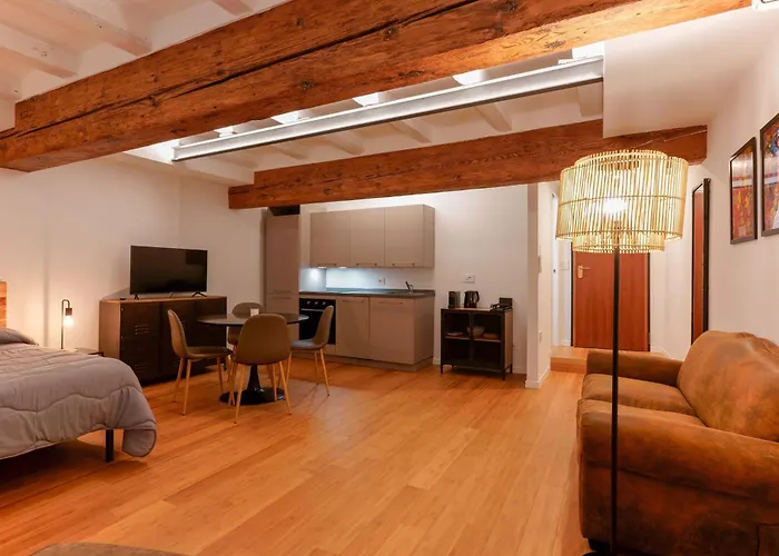 Sette Chiese Apartments By Lesdomus Bologna